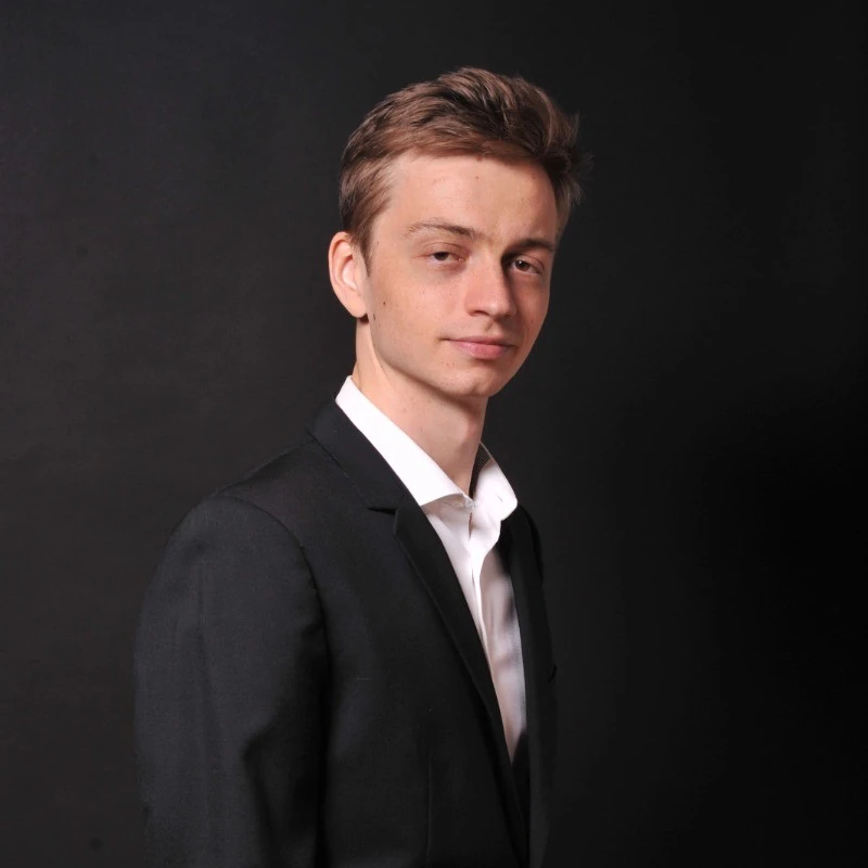 Portrait of Valentin, founder of Nedelab